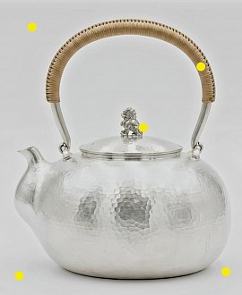 Fine silver tea kettle with lion feature £8000 Order number 258