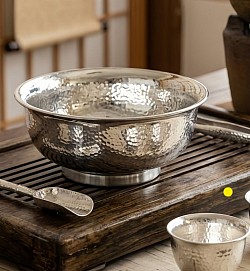 Sterling silver decorative centre piece bowl which features elegant pedestal base £5008 order number 880